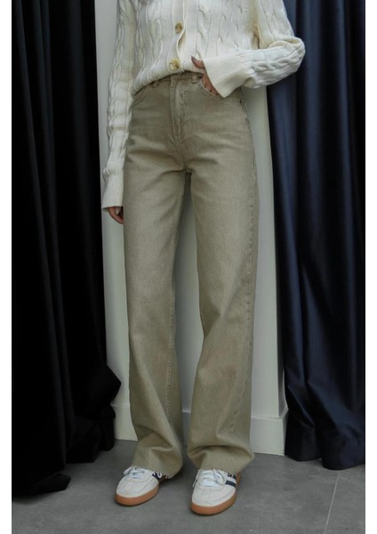 Paçası Kesik Straight Bej Kadın Denim Pantolon modelleri