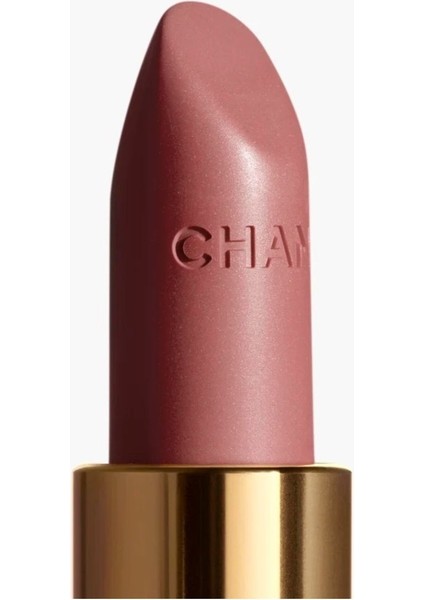 Rouge Allure Velvet-Long Lasting And Nourishing Shimmering Matte Lipstick 62 Libre modelleri