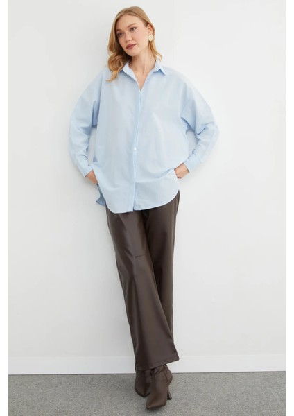 Basic Yırtmaçlı Oversize Gömlek fırsatları