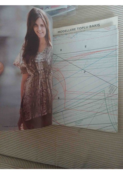 Evrensel Moda Burda Dergisi Sayı 2010/01 Ocak Ayi Patron Mevcut fiyatları