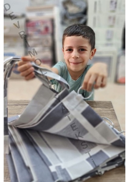 Lüks 1.Sınıf Eleganse Antrasit-Gri Çizgili Halkalı Balkon Perdesi