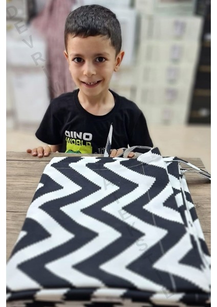 Lüks 1.Sınıf Eleganse Özel Dikim Gri-Beyaz Zikzak Desenli Branda Balkon Perdesi indirimleri