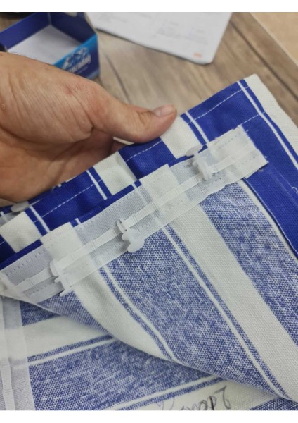 Lüks Eleganse Mavi Beyaz Çizgili Ekstraforlu Özel Dikim Lüks Branda Balkon Perdesi