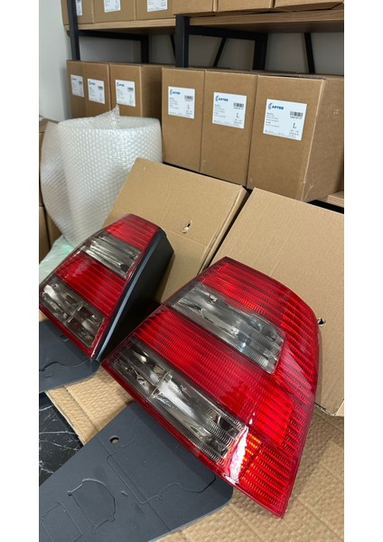 Vw Bora(98-04) Gli (Füme) Arka Stop Takımı fiyatları