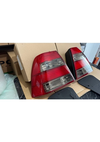 Vw Bora(98-04) Gli (Füme) Arka Stop Takımı modelleri