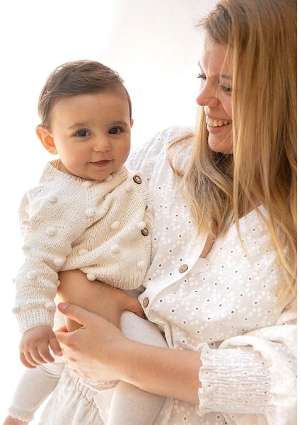 El Örgüsü %100 Pamuk Yeşil Ponponlu Hırka