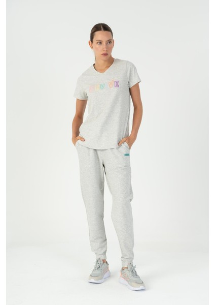 Regular Kadın V Yaka Ekru T-shirt