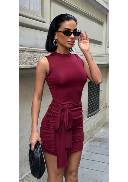 Bordo Vücudu Saran Elbise fiyatları