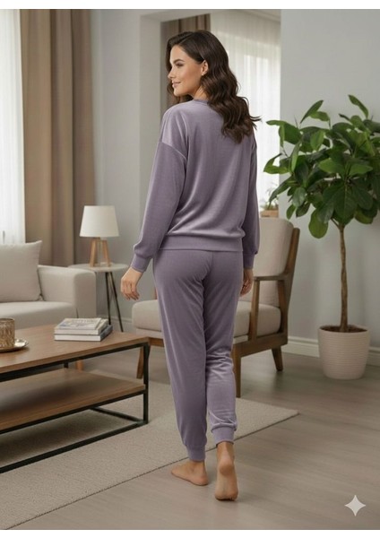 Kadife Baskılı Kadın Pijama Takımı fiyatları