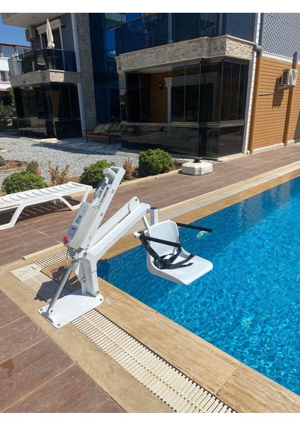Pool Lift Engelli Havuz Asansörü