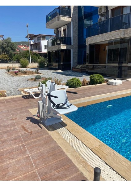 Pool Lift Engelli Havuz Asansörü