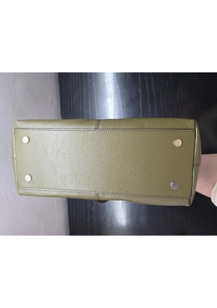 Valvic Hakiki Deri Modern Klasik Kadın Çantası