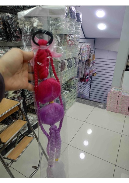 Renkli Pom Pom Saçlar modelleri