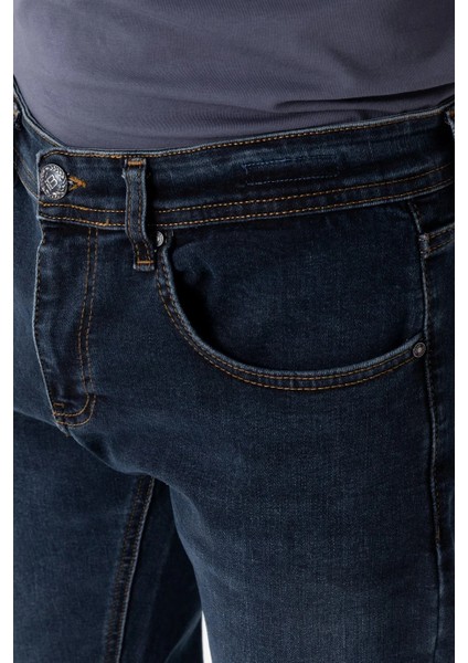 Regular Jean