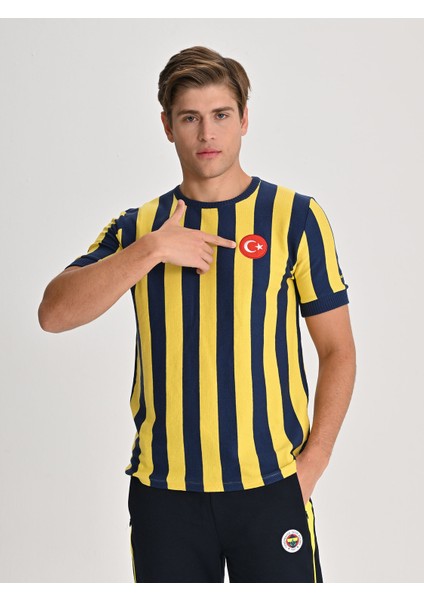 Retro Çubuklu Forma 64/65 fırsatları