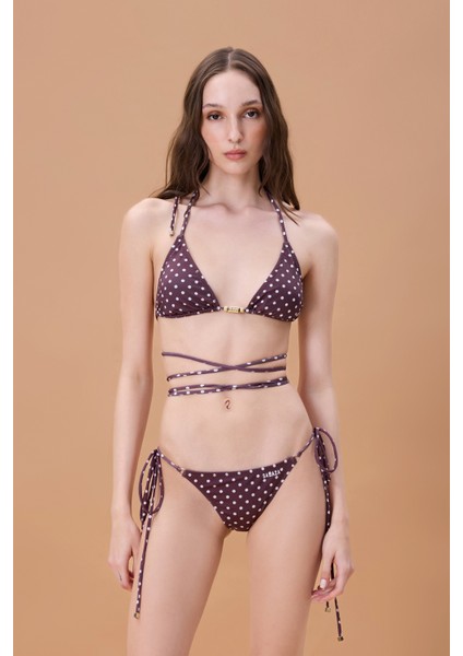 Studio Kahve Bikini Takımı Çapraz Bağlamalı Kalp Detaylı Puantiye Deseniyle Şık SS6054