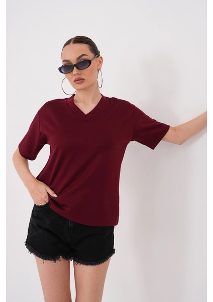 V Yaka Kristal T-Shirt
