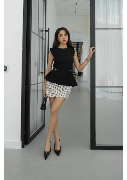 Ekru Leder Puantiyeli Mini Etek indirimleri