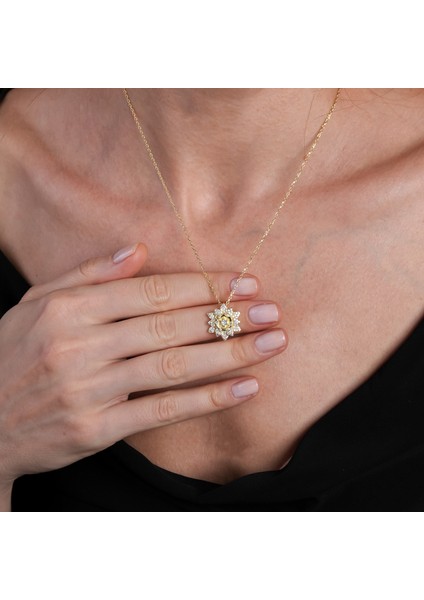 Topaz Taşlı Lotus Altın Kaplama Kolye KLY27 fırsatları