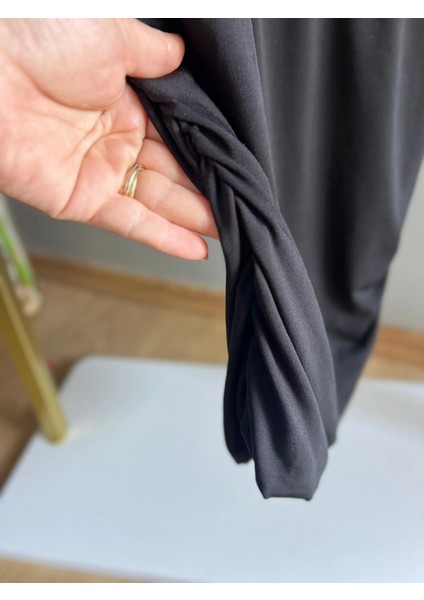 Mini Drape Etekli Elbise (Siyah) fırsatları