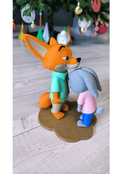 Zootopia Judy ve Nick Sarılma Figürü – Sevimli Dekoratif Model fırsatları