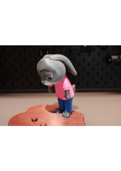 Zootopia Judy ve Nick Sarılma Figürü – Sevimli Dekoratif Model