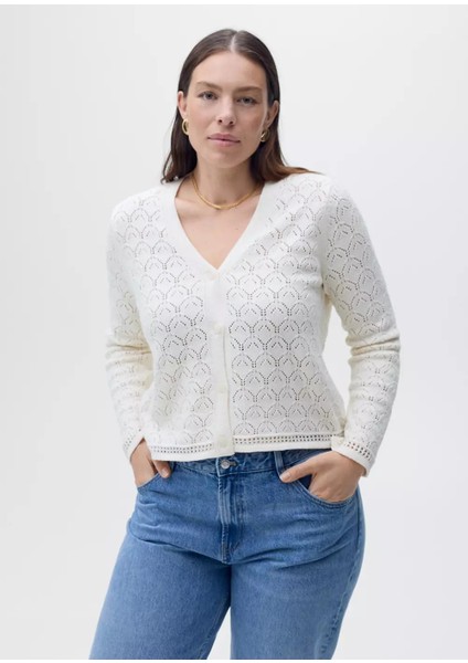 Işleme Detaylı Triko Hırka