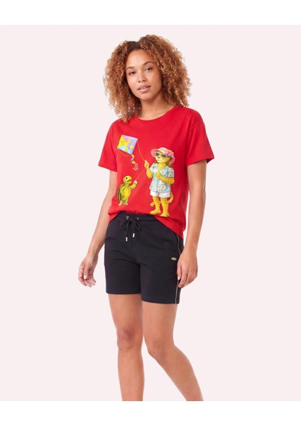 Metal Logo Detaylı Slim Fit Kadın Şort Bermuda fırsatları