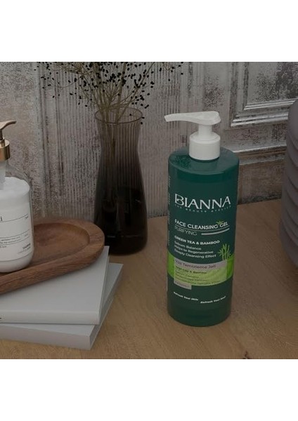 Yeşil Çay ve Bambu Özlü Yüz Temizleme Jeli 400 ml C Vitaminli fiyatları
