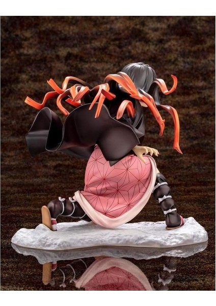 Demon Slayer Kimetsu No Yaiba Nezuko Kamado Fighting Version Aksiyon Figürü 17 cm fiyatları