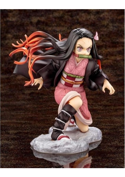 Demon Slayer Kimetsu No Yaiba Nezuko Kamado Fighting Version Aksiyon Figürü 17 cm fırsatları