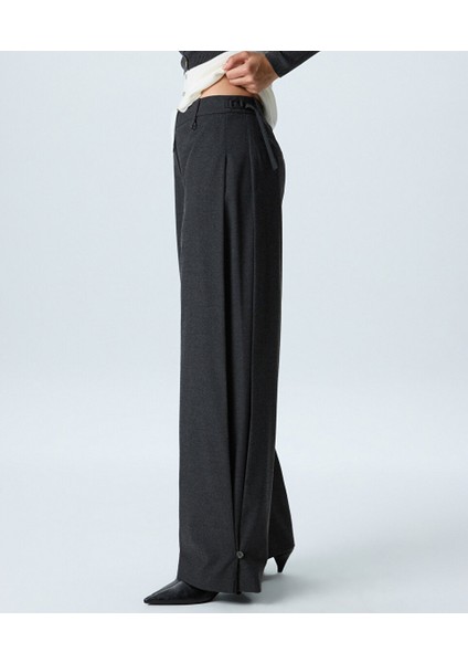 Ayarlanabilir Paçalı Pantolon TW6260003312036 modelleri