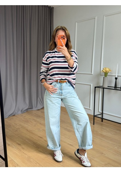 Lacivert Çizgili Basic Sweatshirt (ÖN SİPARİŞ ÜRÜNÜDÜR) modelleri