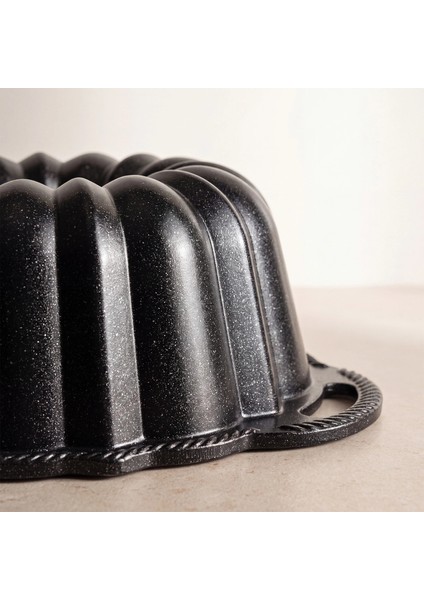 Black Shiny Year Döküm Kek Kalıbı 22 cm fiyatları