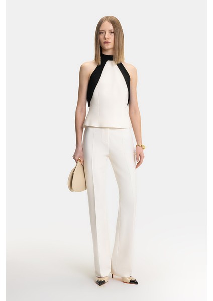 Ecru Halter Neck Sleeveless Blouse fırsatları