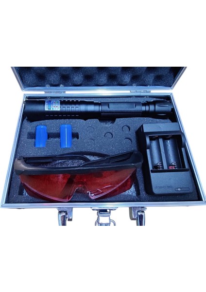 Uzun Mesafeli 450NM Yakıcı Şarjlı Mavi Lazer Pointer modelleri