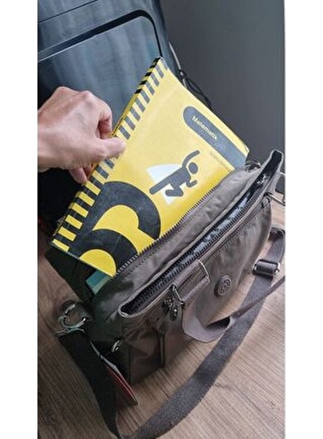 Mega Çanta Kipling Siyah Suni Deri Kol ve Çapraz Çanta Business Koleksiyonu ile Şık ve Düz Tasarım görsel 6