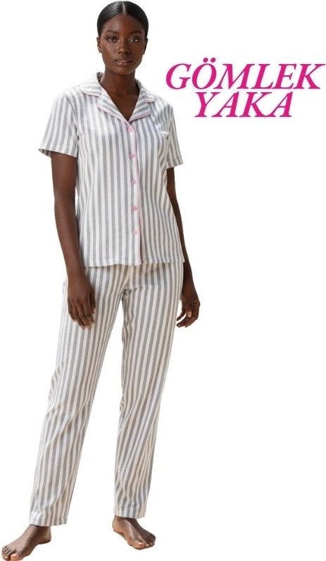 Guava Kadın Kırmızı Ekose Desenli Slim Fit Gömlek Yaka Önden Düğmeli Dar Kalıp Kısa Kol Pijama Takımı