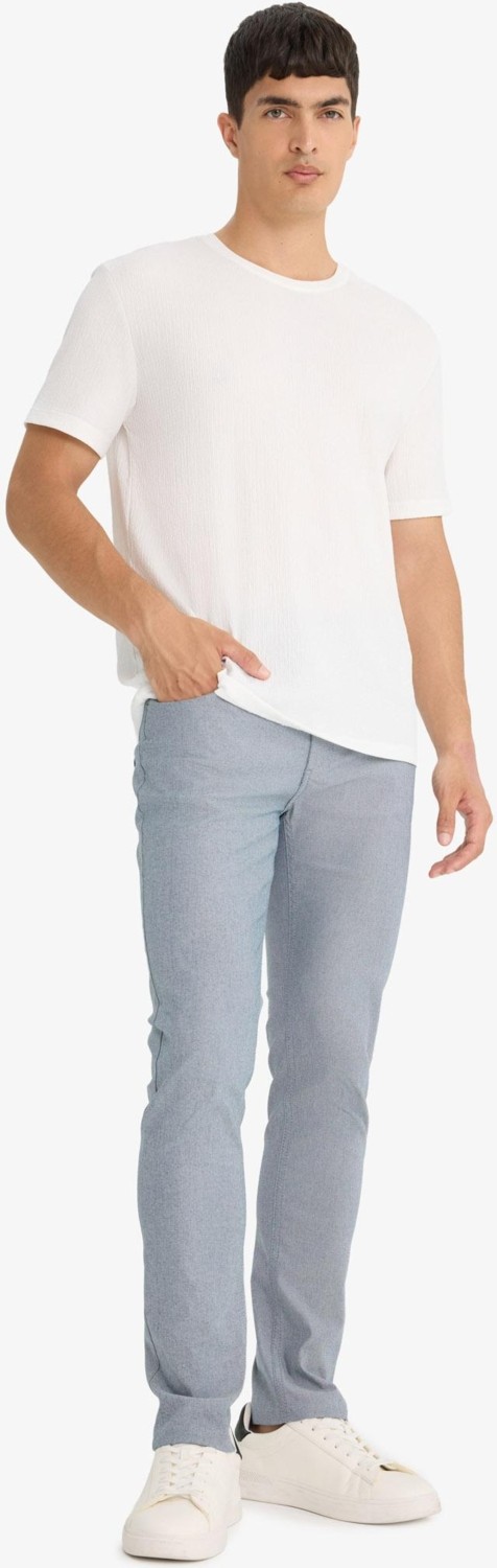 DeFacto Yazlık Chino Kanvas Dokulu Pantolon Slim Fit Dar Kesim Cepli Dar Paça T1055AZ25SP