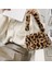 No.6 Tarzı Moda Yeni Düz Renk Omuz Koltukaltı Çantası Kadın Peluş Yumuşak Sonbahar Kış Moda Kabarık Tote Çanta Bayan Seyahat Çantası (Yurt Dışından) 1