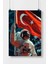 Türk Bayraklı Astronot Poster Çerçevesiz Parlak Kağıt 1