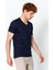 Erkek Fit Rahat Naylon V Yaka Seyahatlik T-Shirt 4