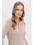 Kadın Omzu ve Yakası Iğne Işli Pamuklu Bluz Vizon 5