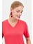 Kadın V Yaka Flamlı Kumaş Basic T-Shirt Mercan 5