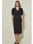 V Yaka Siyah Dokuma Elbise 1