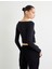 Uzun Kollu Crop Tişört U Yaka Drape Detaylı 4