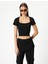 Sırt Dekolteli Tişört Crop Kısa Kollu Fitilli Slim Fit 3