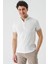 Beyaz Desenli Jakarlı Düğmeli Yaka Cepli Casual Slim Fit Dar Kesim Tişört 1011240174 1