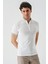 Beyaz Desenli Jakarlı Düğmeli Yaka Cepli Casual Slim Fit Dar Kesim Tişört 1011240174 2