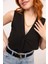 Siyah V Yaka Sıfır Kol Bluz 2